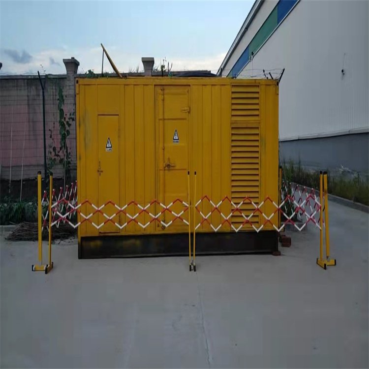 沿河发电机组油箱盖上留出小气孔有什么用？