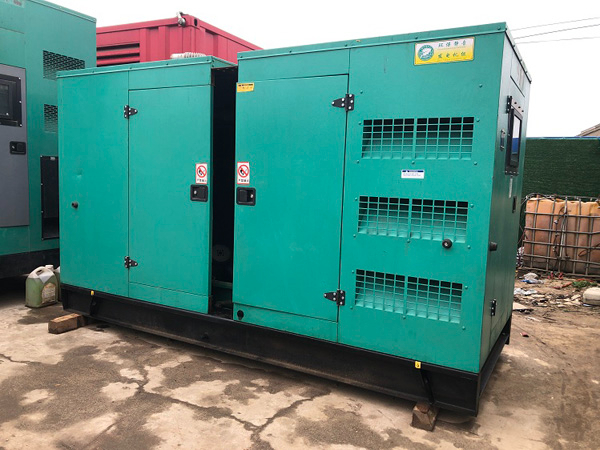 沿河怎样合理控制磷酸铁锂蓄电池的充放电倍率以延长其使用寿命？