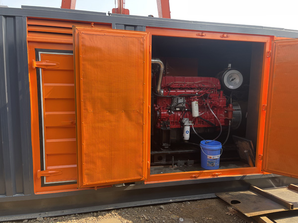 沿河柴油发电机组在高温环境下运行时需要注意哪些问题？